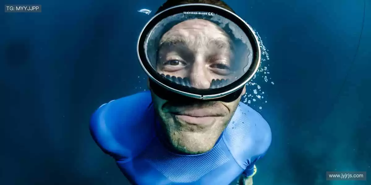 💬边看边聊，弹幕狂欢点燃观赛热情！🎉